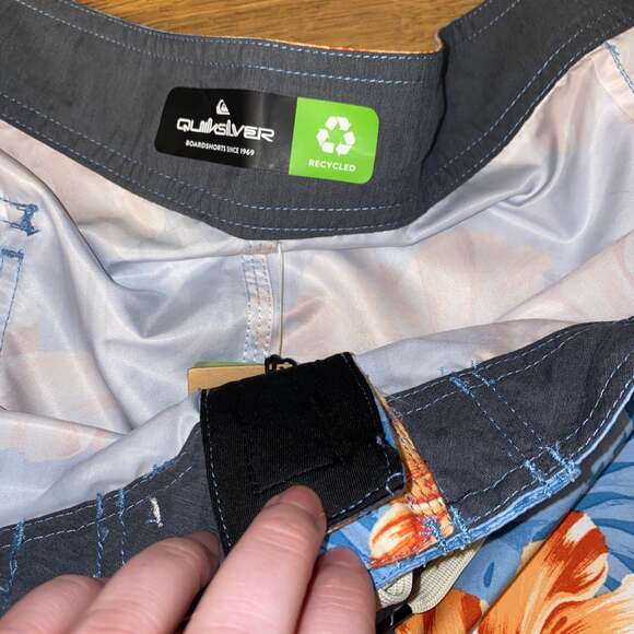 Quiksilver Men's D Everyday Classic Floral‎ 20" Board Shorts Size 38 - Picture 3 of 4